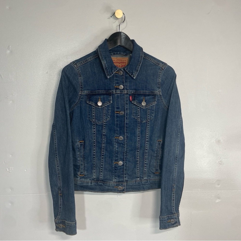 Levi Strauss Denim Jacket Women’s XS Blue Jean Trucker Button Up Long Sleeve